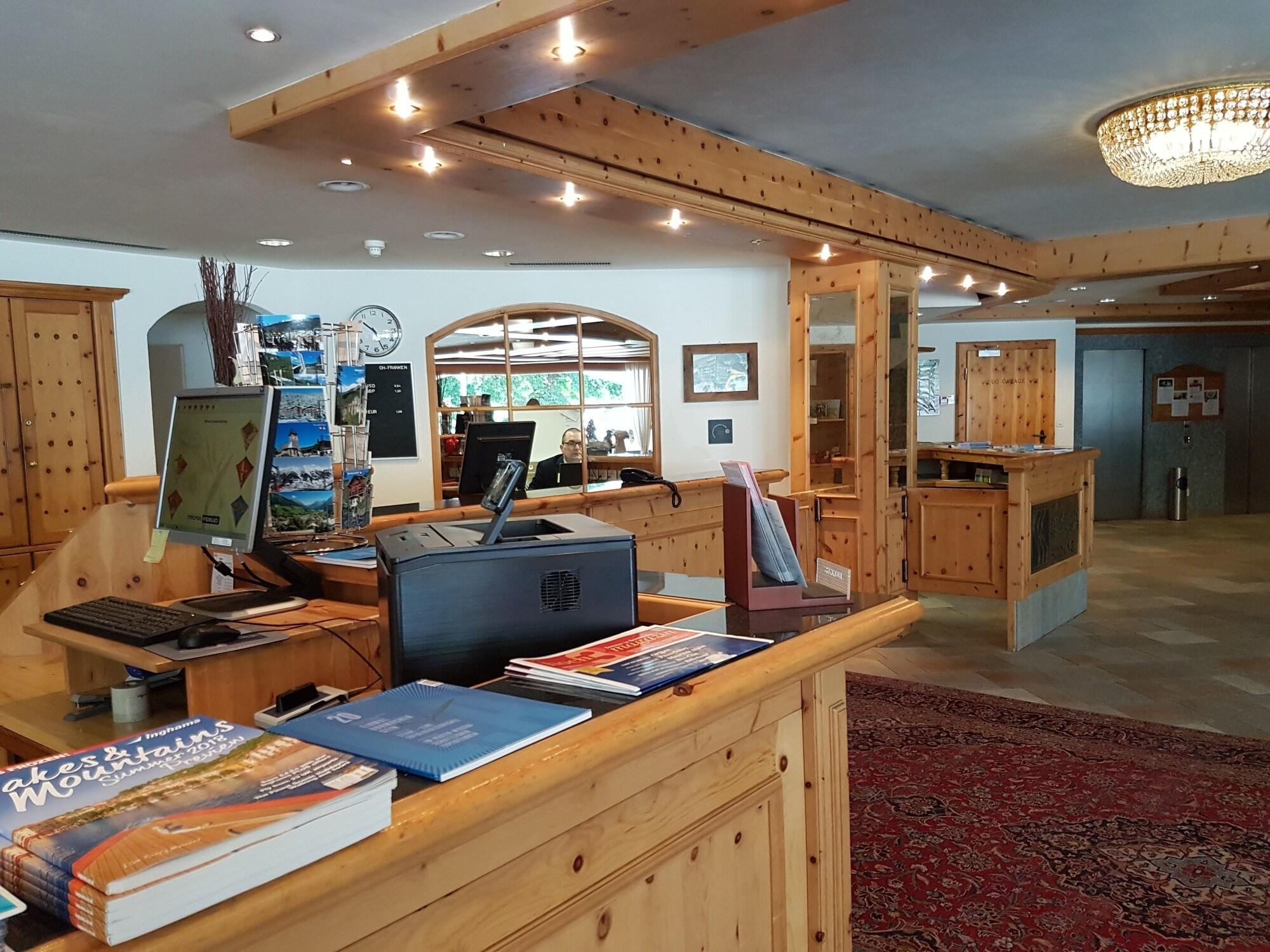 Silvretta Parkhotel Klosters Exteriör bild
