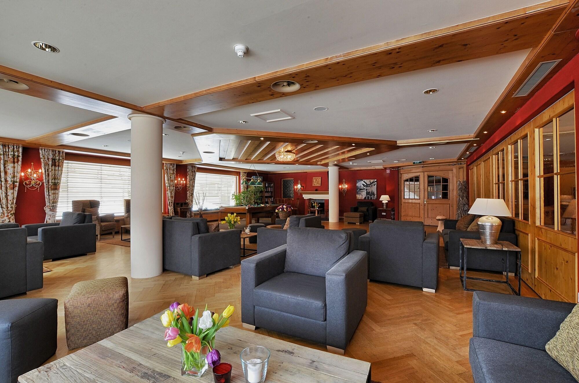 Silvretta Parkhotel Klosters Exteriör bild