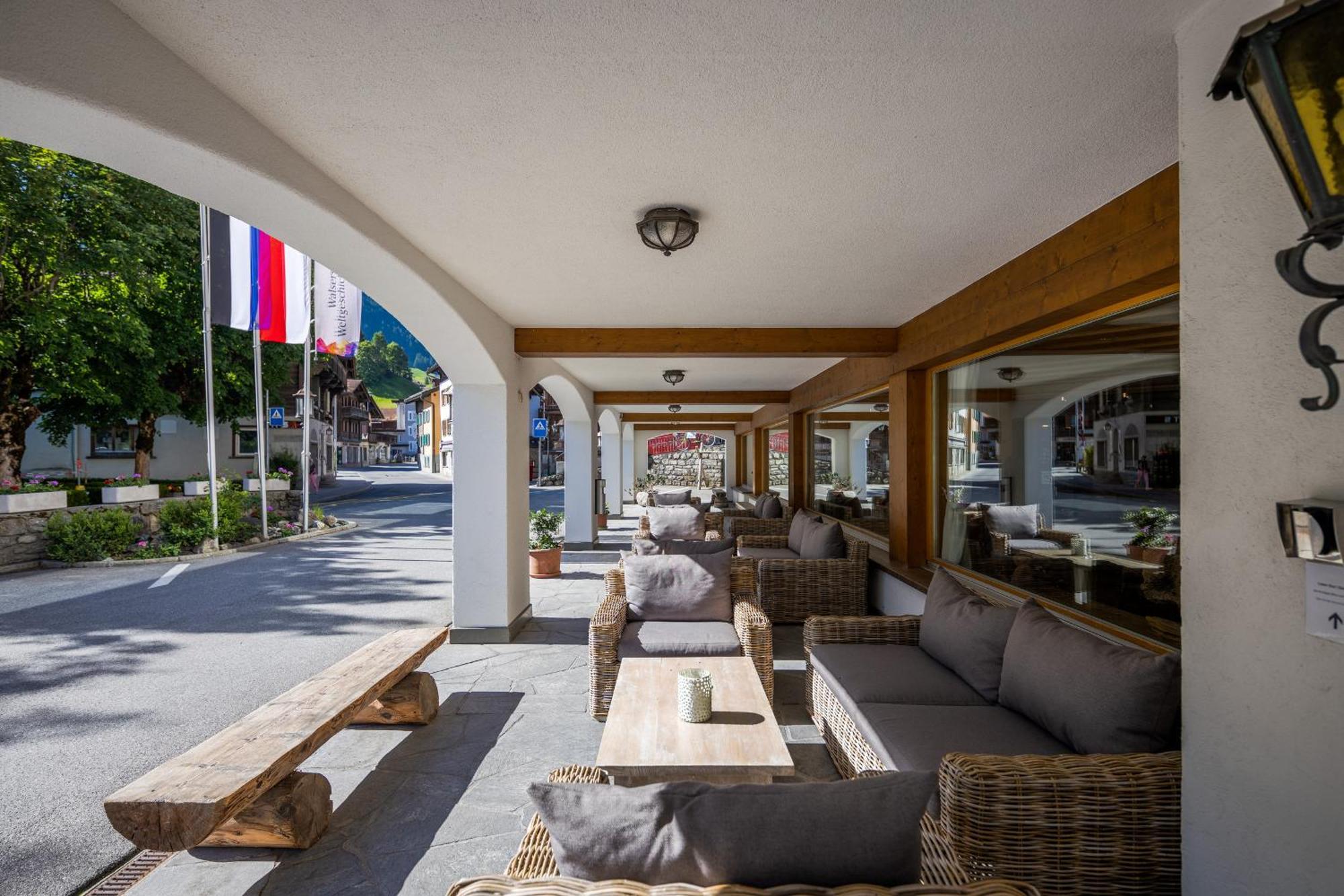 Silvretta Parkhotel Klosters Exteriör bild